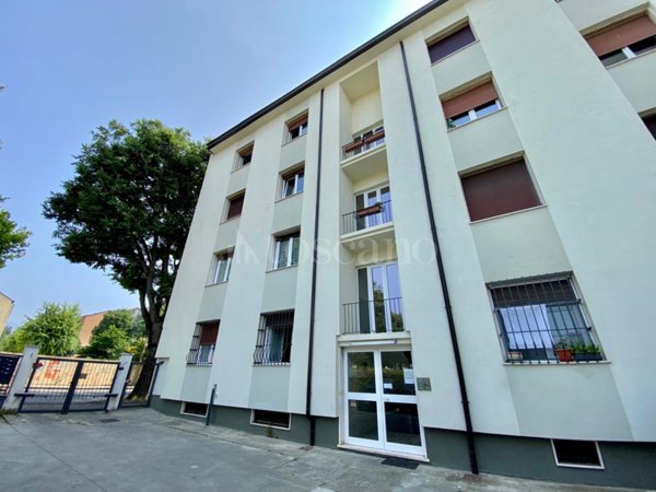 casa indipendente in vendita a Brescia in zona Fiumicello