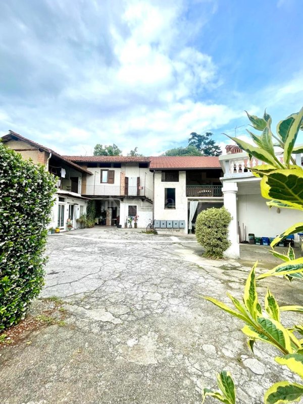 casa indipendente in vendita a Brescia in zona San Bartolomeo