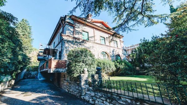 appartamento in vendita a Brescia in zona Porta Venezia