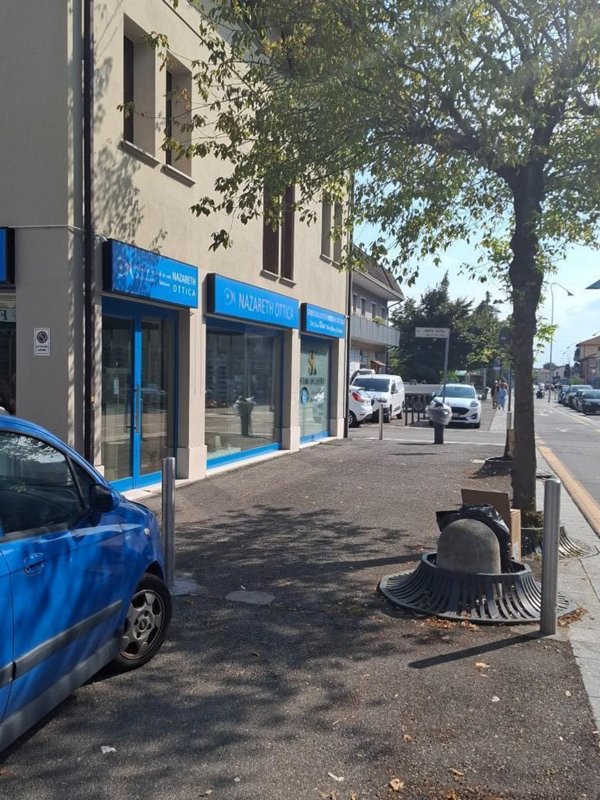 locale commerciale in vendita a Brescia in zona Centro Storico