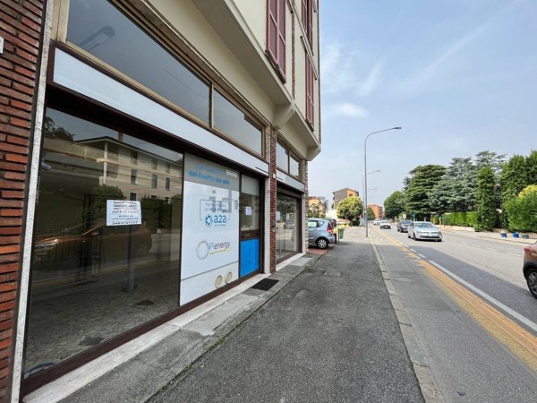 negozio in vendita a Brescia in zona Porta Venezia