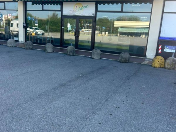 negozio in vendita a Brescia in zona Chiusure