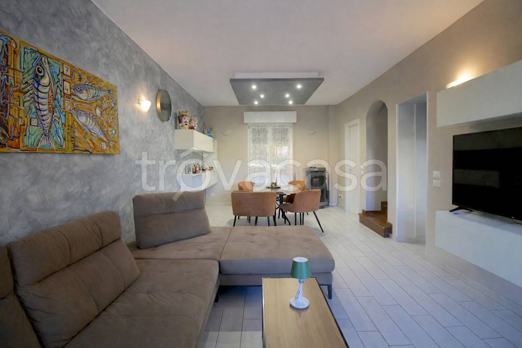 casa indipendente in vendita a Brescia in zona Chiesa Nuova