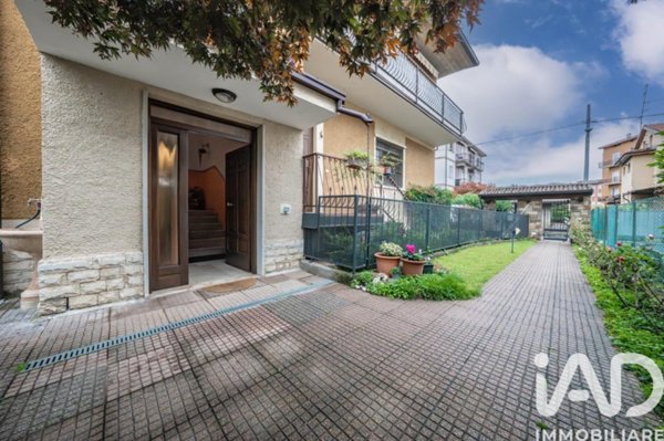 casa indipendente in vendita a Brescia in zona Urago/Mella