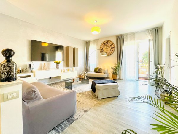 casa indipendente in vendita a Brescia in zona Mompiano