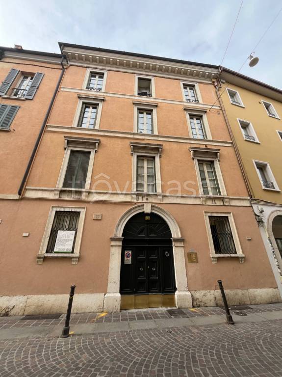 appartamento in vendita a Brescia in zona Centro Storico