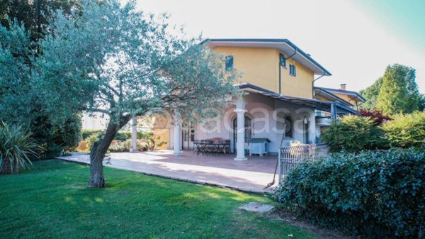 casa indipendente in vendita a Brescia