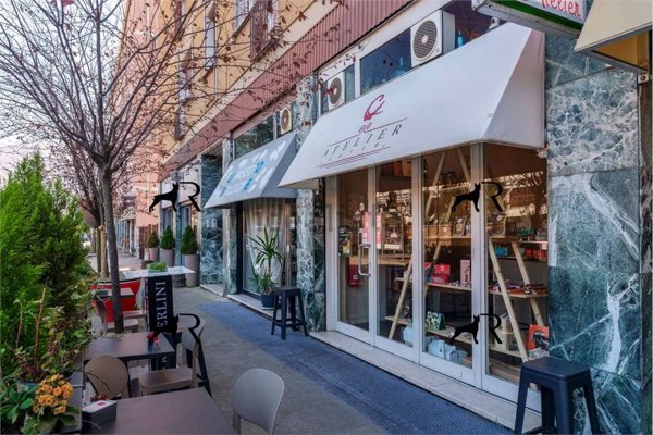 negozio in vendita a Brescia in zona Mompiano