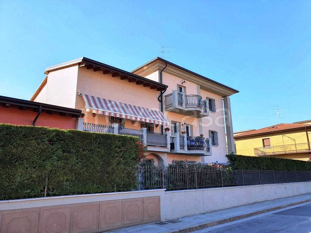 appartamento in vendita a Brescia in zona Chiesa Nuova