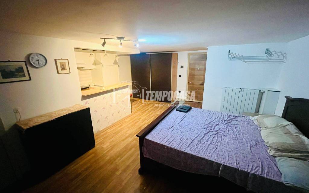 locale commerciale in vendita a Brescia in zona Fiumicello