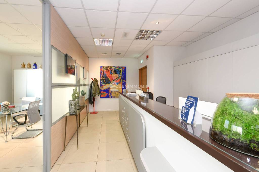 ufficio in vendita a Brescia in zona Villaggio Sereno