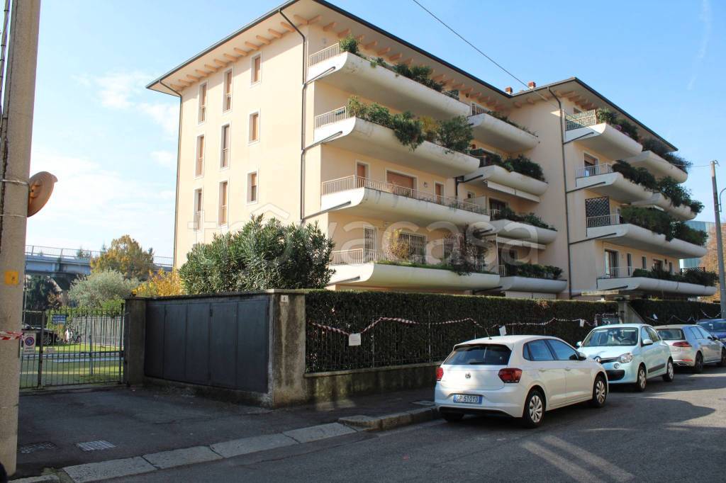 appartamento in vendita a Brescia in zona Porta Venezia