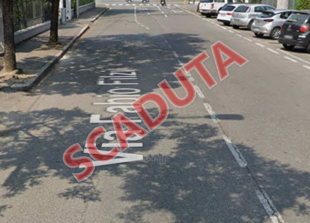 locale commerciale in vendita a Brescia in zona San Bartolomeo