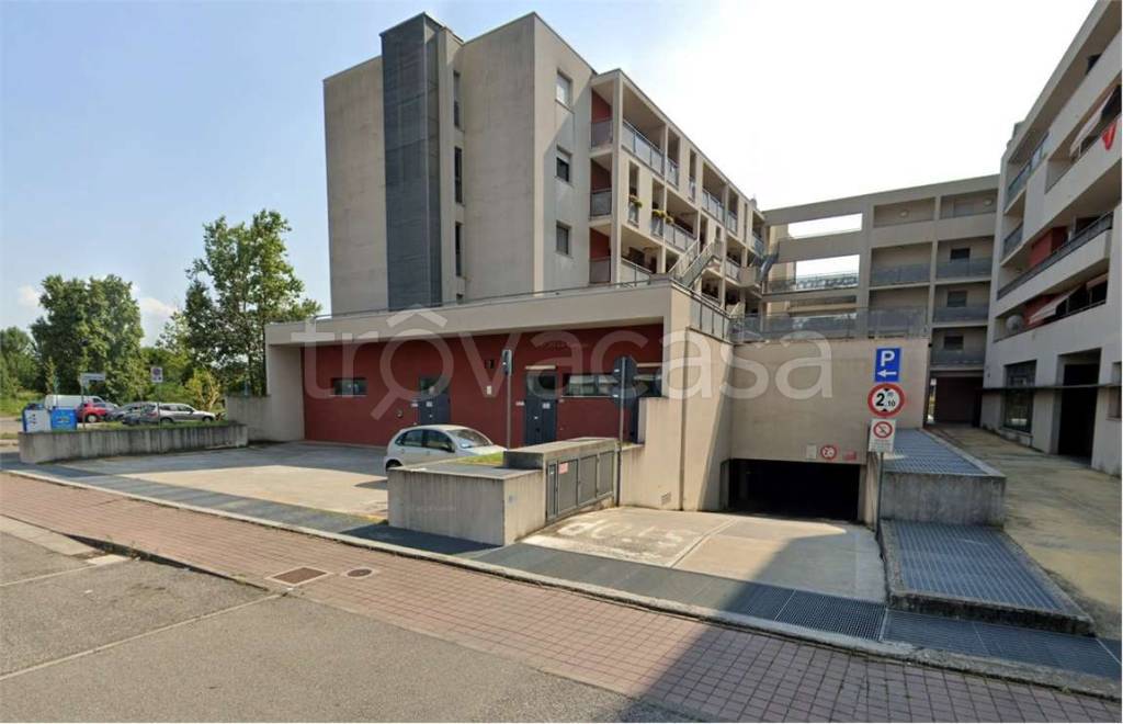 locale commerciale in vendita a Brescia in zona San Polo