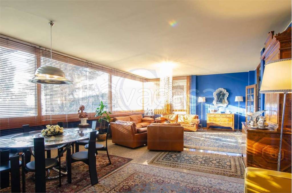 casa indipendente in vendita a Brescia in zona Porta Venezia