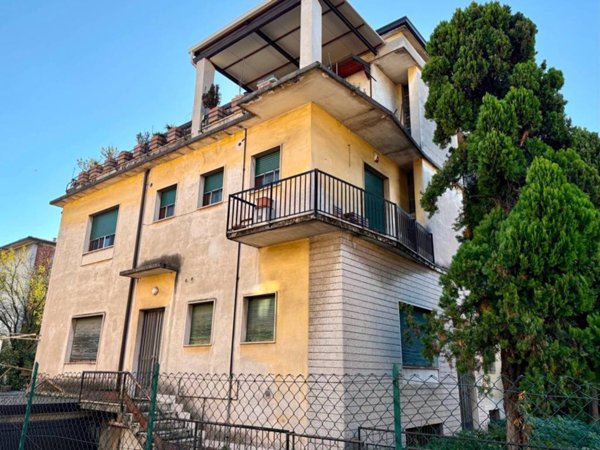 appartamento in vendita a Brescia in zona Villaggio Prealpino