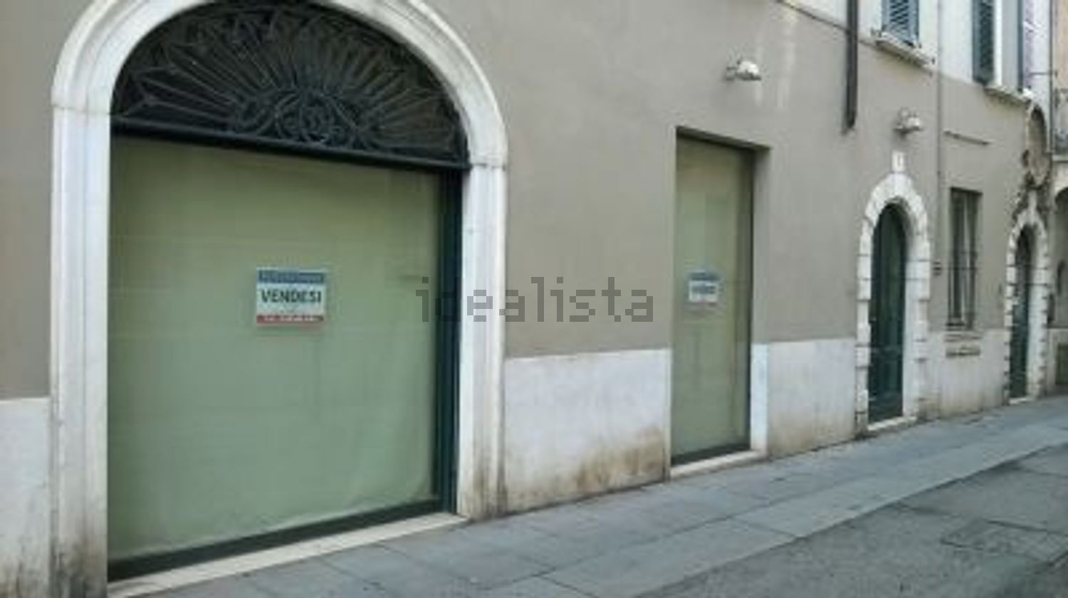 ufficio in vendita a Brescia in zona Volta