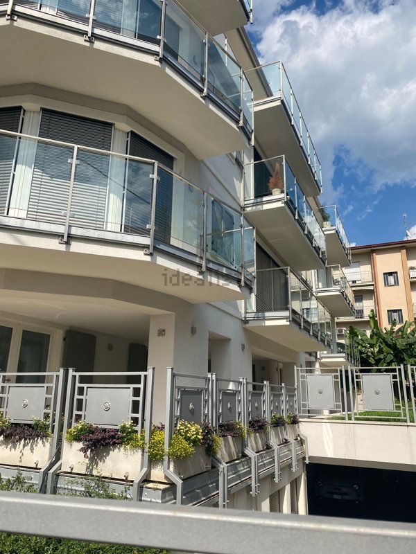 appartamento in vendita a Brescia in zona Crocifissa di Rosa