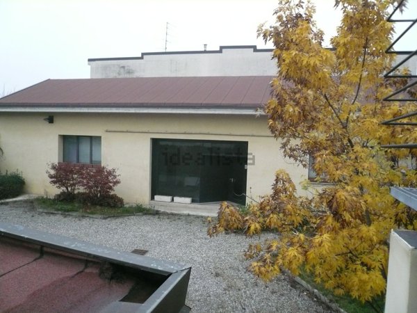 ufficio in vendita a Brescia in zona Quartiere Primo Maggio
