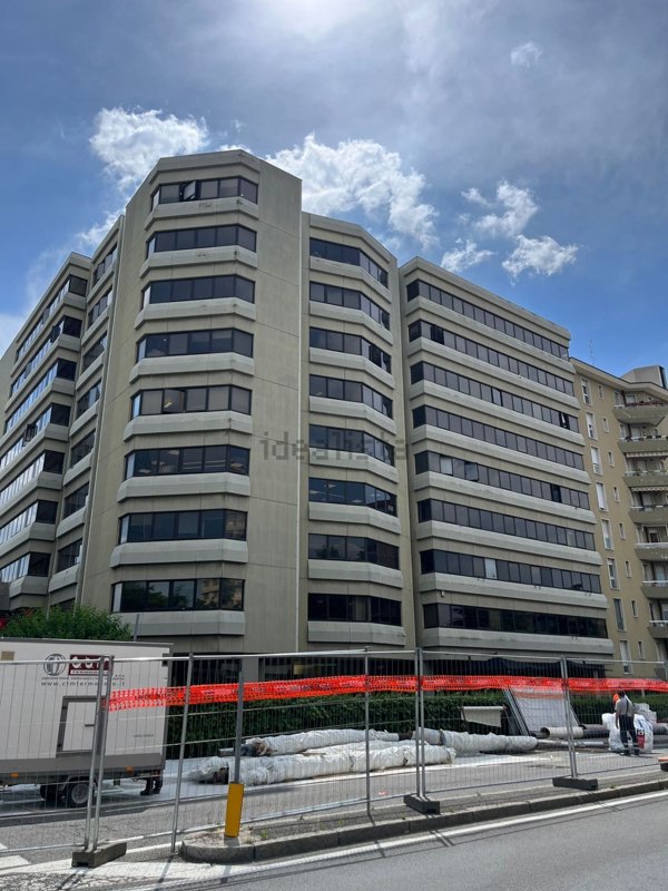 ufficio in vendita a Brescia in zona Lamarmora