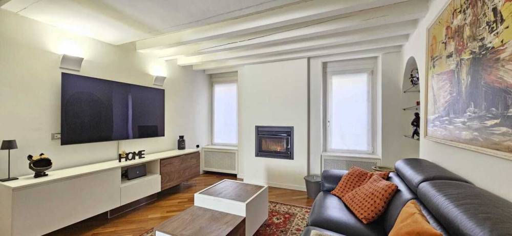 casa indipendente in vendita a Brescia in zona Centro Storico