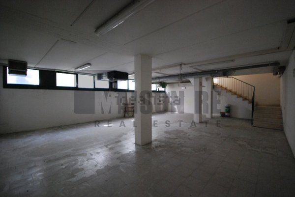 ufficio in vendita a Brescia in zona Villaggio Violino