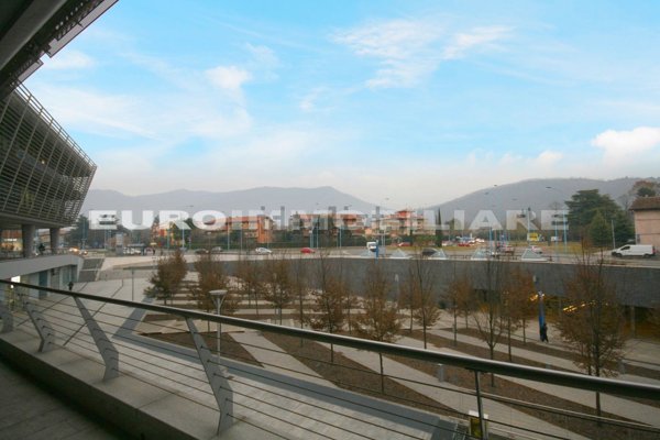 ufficio in vendita a Brescia in zona Casazza