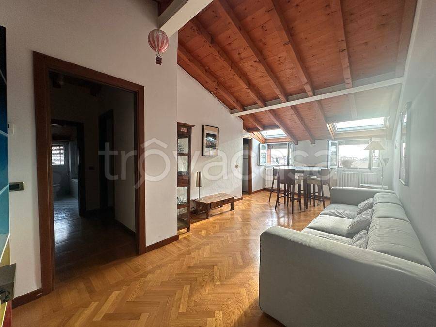 appartamento in vendita a Brescia in zona Porta Venezia