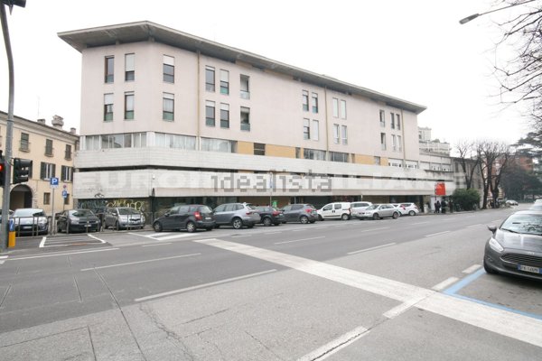 negozio in vendita a Brescia