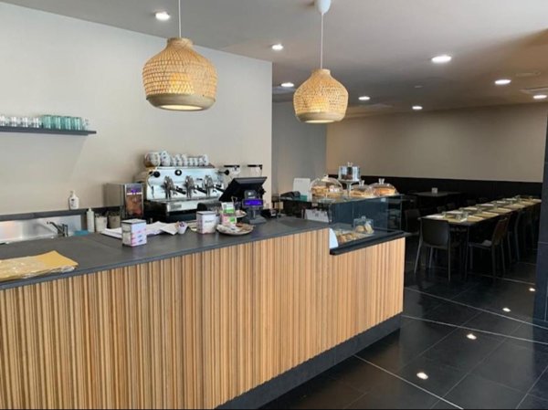 locale commerciale in vendita a Brescia