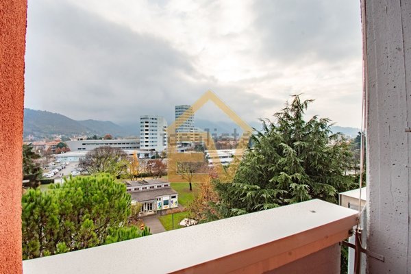 appartamento in vendita a Brescia in zona Casazza