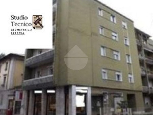 appartamento in vendita a Brescia in zona Crocifissa di Rosa