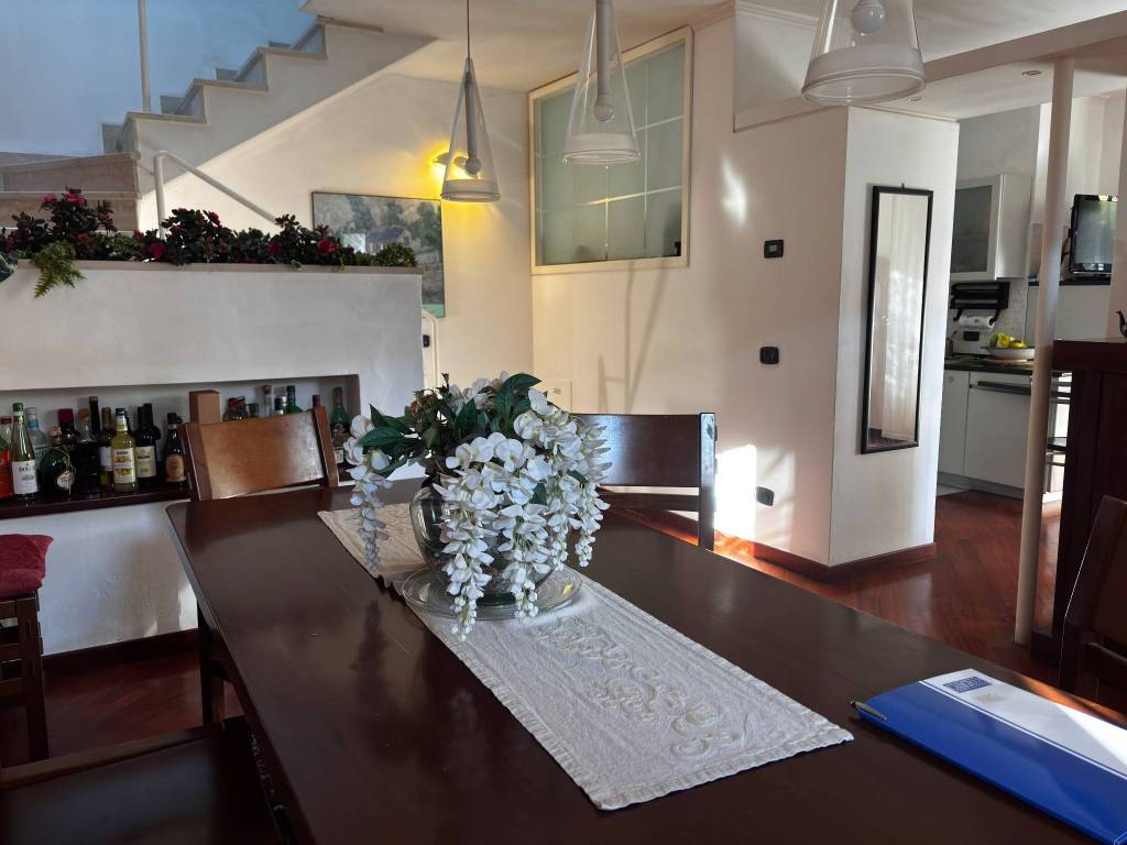 casa indipendente in vendita a Brescia in zona Volta