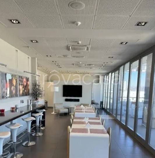 negozio in vendita a Brescia in zona Mompiano