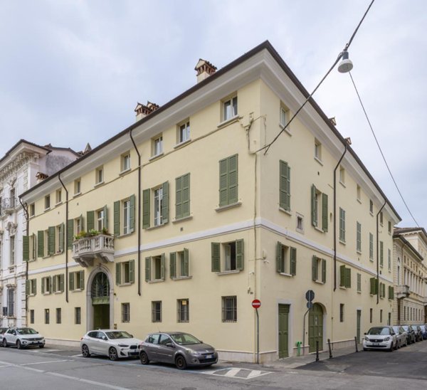 appartamento in vendita a Brescia in zona Centro Storico