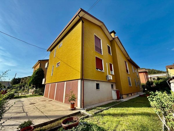 appartamento in vendita a Brescia in zona Chiusure