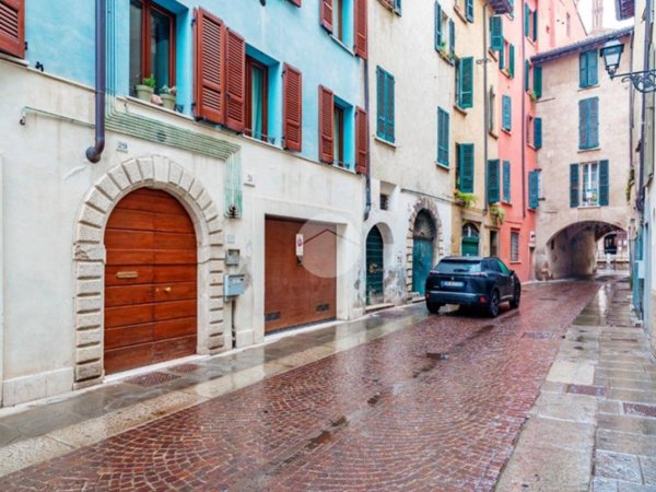 appartamento in vendita a Brescia in zona Centro Storico