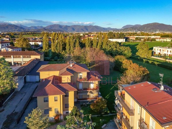 appartamento in vendita a Brescia in zona Fornaci