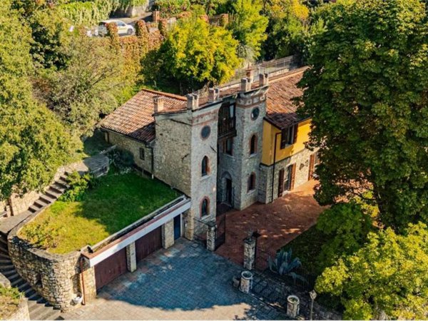 casa indipendente in vendita a Brescia in zona Porta Venezia