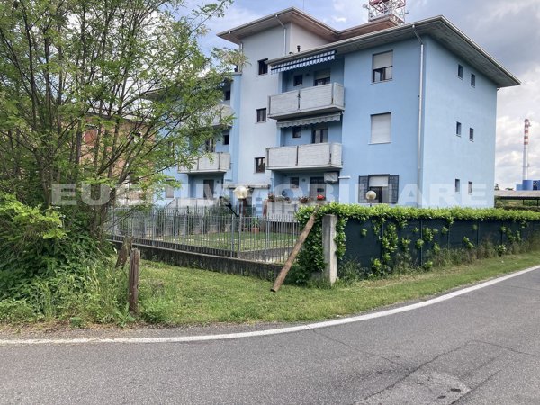 appartamento in vendita a Brescia in zona Lamarmora