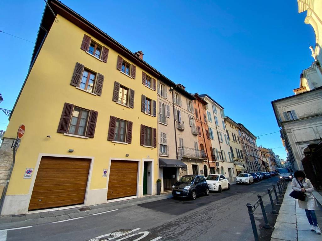 appartamento in vendita a Brescia in zona Centro Storico