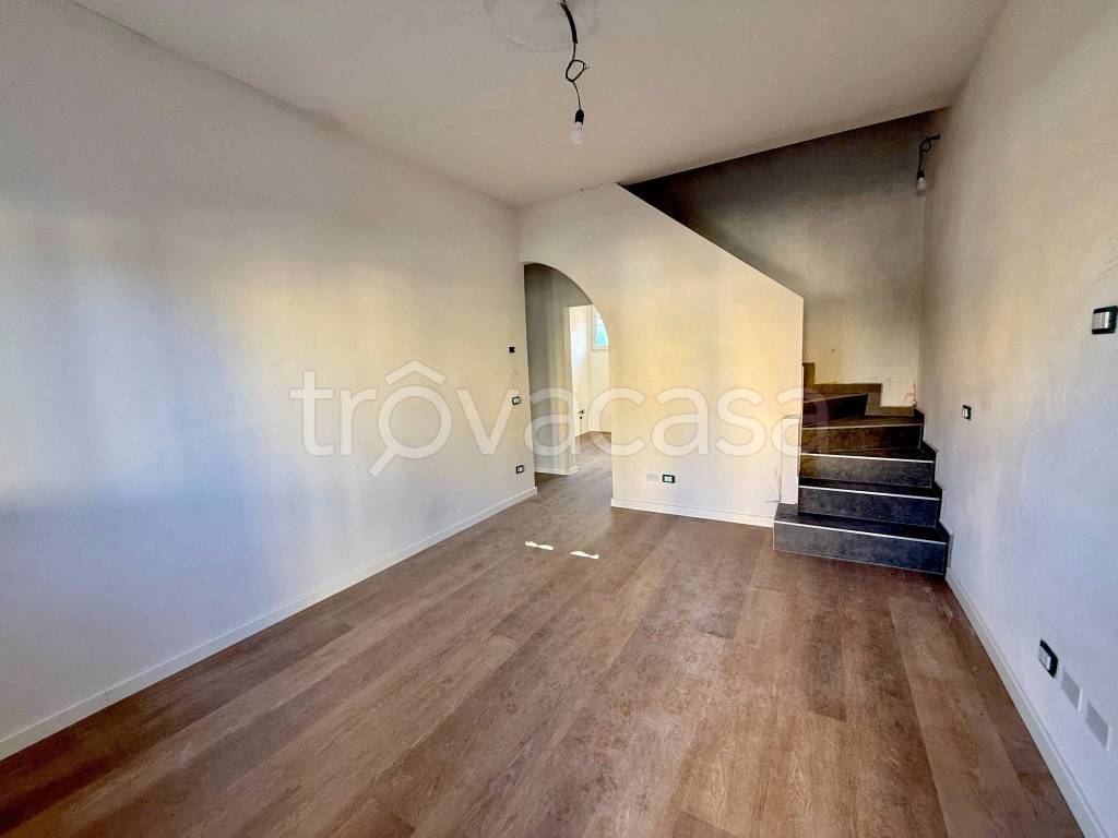 casa indipendente in vendita a Brescia in zona Villaggio Badia