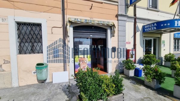 locale commerciale in vendita a Brescia in zona Volta