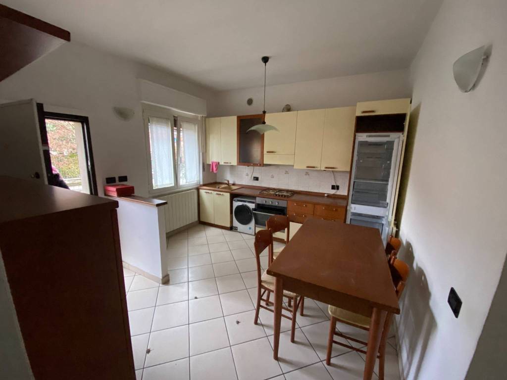 casa indipendente in vendita a Brescia in zona Villaggio Prealpino