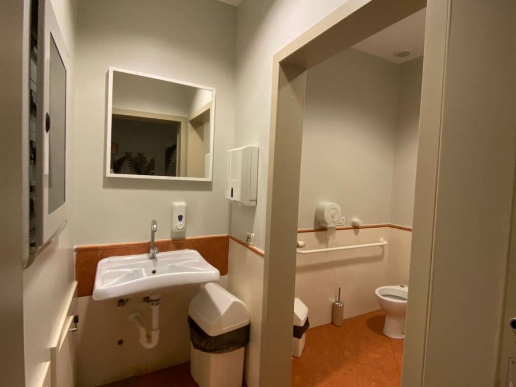 negozio in vendita a Brescia in zona Centro Storico