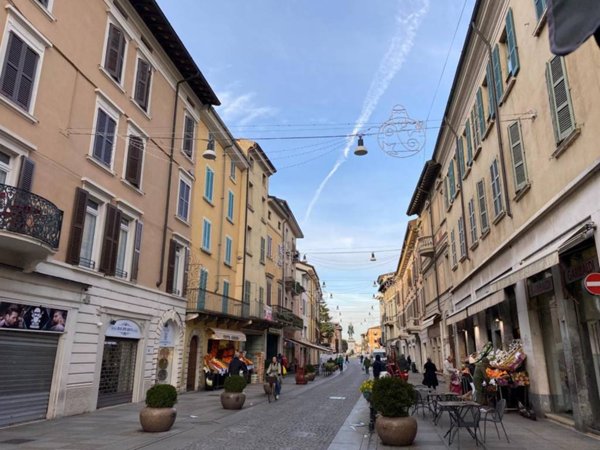 locale commerciale in vendita a Brescia in zona Centro Storico