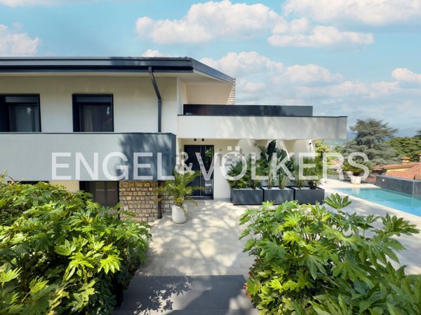 casa indipendente in vendita a Brescia