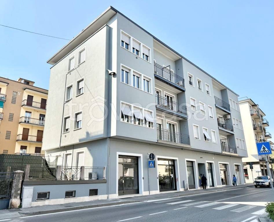 appartamento in vendita a Brescia in zona Crocifissa di Rosa