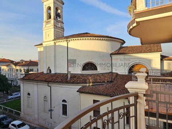 appartamento in vendita a Brescia in zona Volta