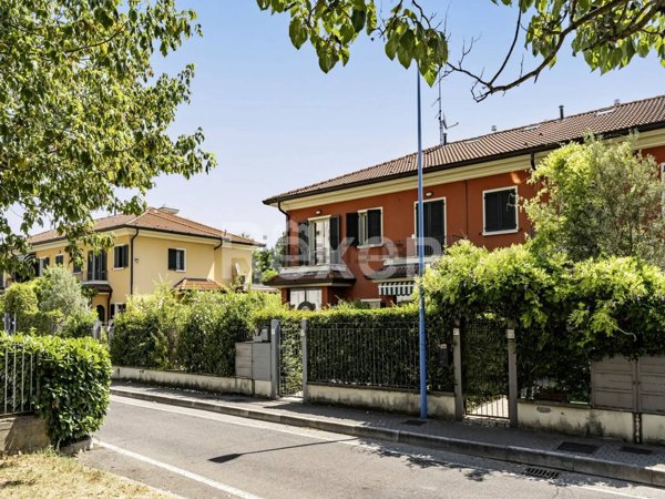 casa indipendente in vendita a Brescia